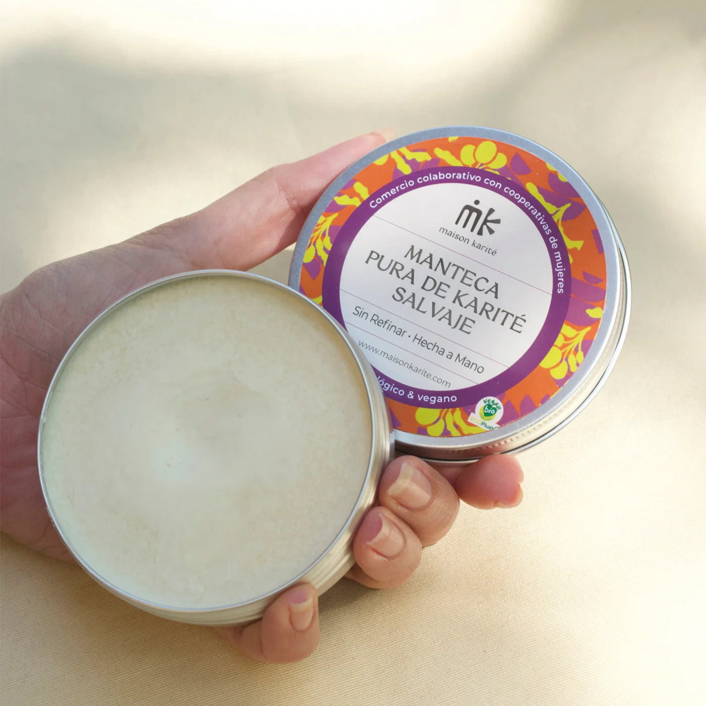 Textura manteca de karité natural para manicura rusa