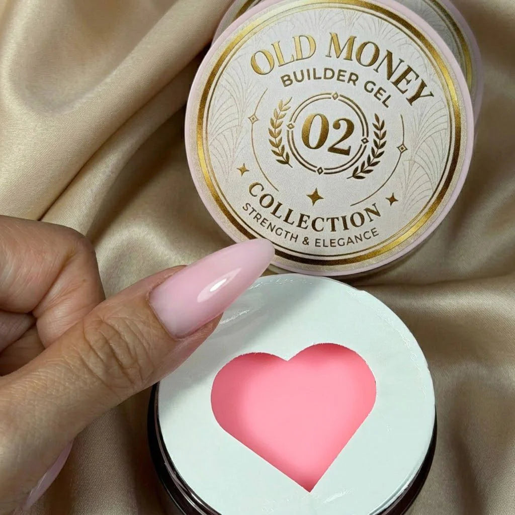 Builder Gel Old Money 02 Illusion Beauty de 30 g con muestra de tono rosa lechoso y envase dorado.