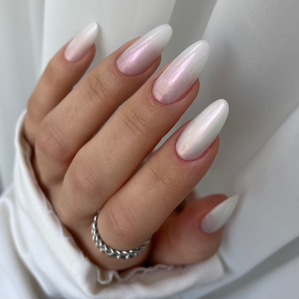 NAILSOFTHENIGHT Shell top 03 - top perlado con un toque rosa sin capa pegajosa, 10 ml