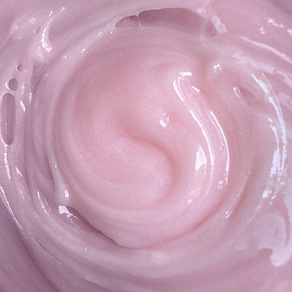 Aplicación polygel Nude 03 rosa pálido en uñas