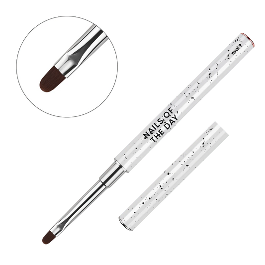 NAILSOFTHEDAY Professional Brush Oval - un pincel de uñas de metal profesional con tapa, diseñado para la aplicación de gel, forma ovalada plana, 9 mm.