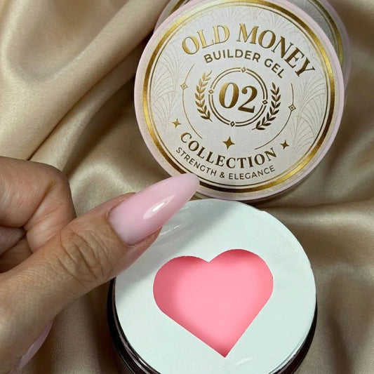 Builder Gel Old Money 02 Illusion Beauty de 30 g con muestra de tono rosa lechoso y envase dorado.