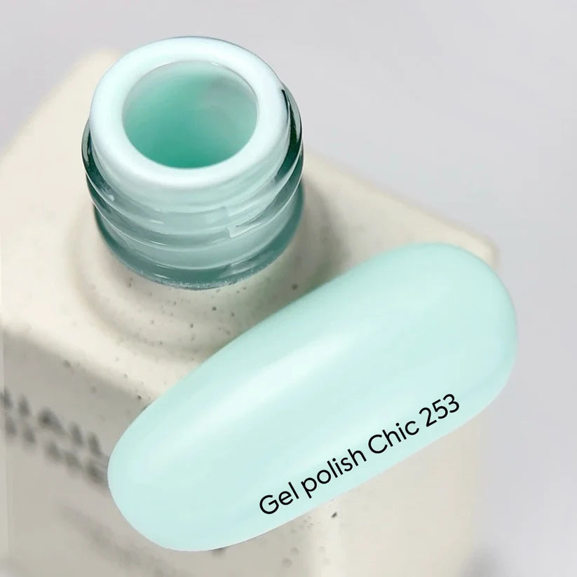 NAILSOFTHEDAY Gel Polish Chic — esmalte semipermanente turquesa pastel con cobertura en una capa, 10 ml
