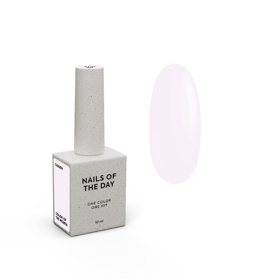 NAILSOFTHEDAY Color del Mes Abril 2026 — Cloudy Blanco lechoso con un delicado velo rosado, cobertura en una capa, 10 ml