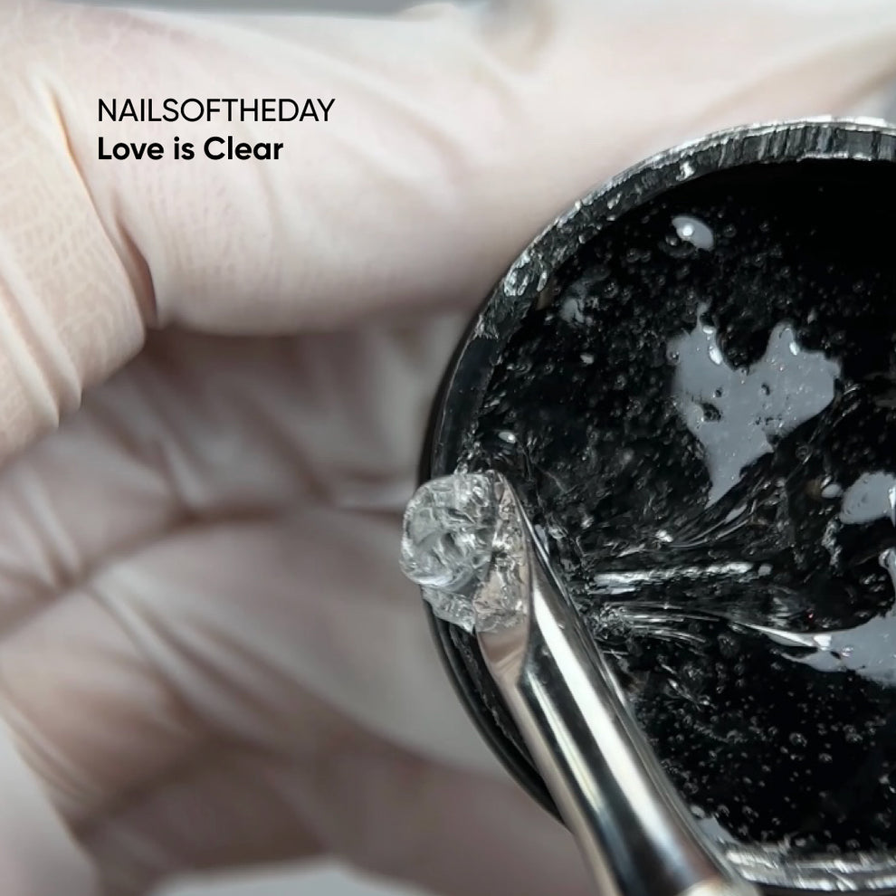 NAILSOFTHEDAY Love is Clear: gel-chicle transparente para crear diseños voluminosos en las uñas, 15 g