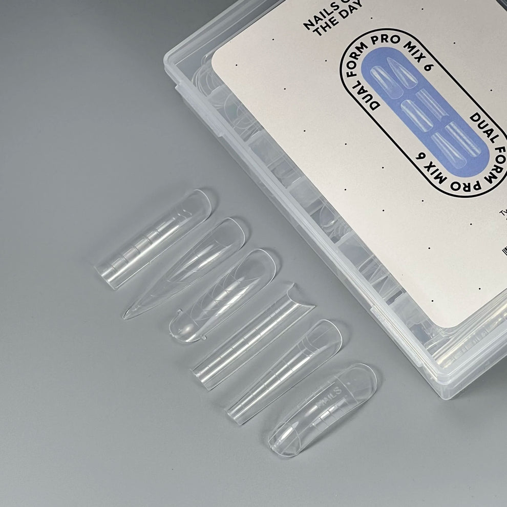 NAILSOFTHEDAY Dual Form Pro Mix 6 (Tipo 11) — set de formas superiores con 6 tipos diferentes, 12 tamaños por tipo, 144 unidades en total.