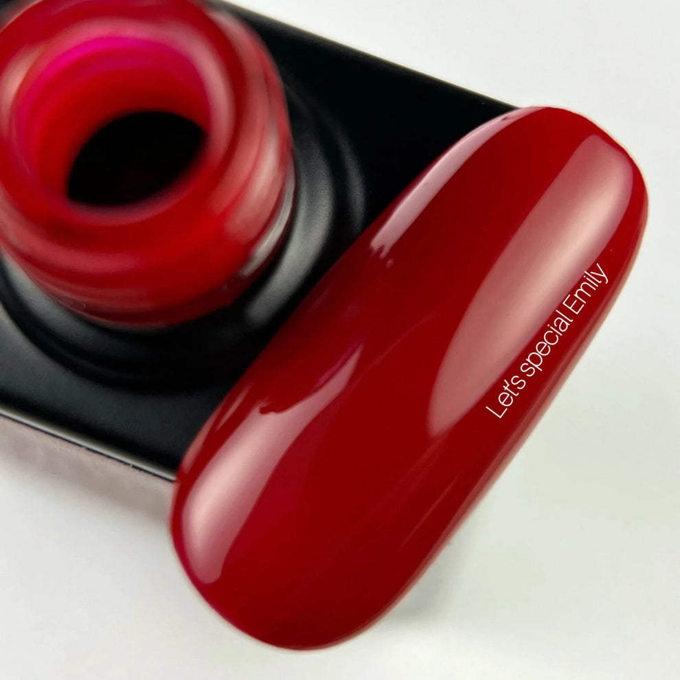 NAILSOFTHEDAY Let’s Special Emily — esmalte semipermanentel rojo profundo para uñas, que cubre en una sola capa, 10 ml.