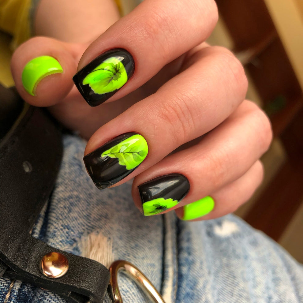 NAILSOFTHEDAY Let's Special Lime: un esmalte semipermanente especial de verde neón que se superpone en una capa, 10 ml