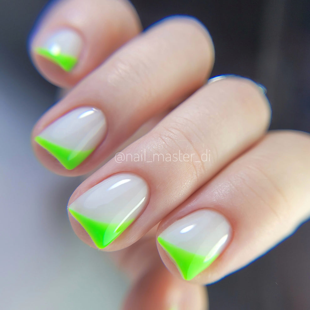 NAILSOFTHEDAY Let's Special Lime: un esmalte semipermanente especial de verde neón que se superpone en una capa, 10 ml