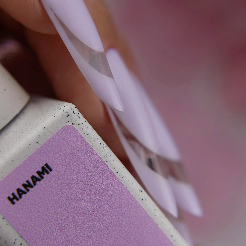 NAILSOFTHEDAY Color del mes Abril 2025 – Hanami Color del mes: rosa intenso que cubre en una sola capa, 10 ml