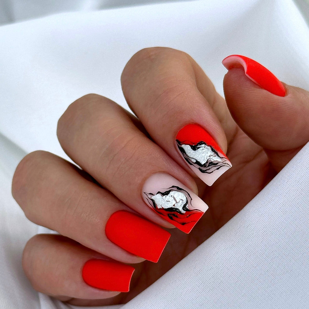 NAILSOFTHEDAY Let's Special Candy: un esmalte semipermanente coral saturado especial y brillante que se superpone en una capa, 10 ml